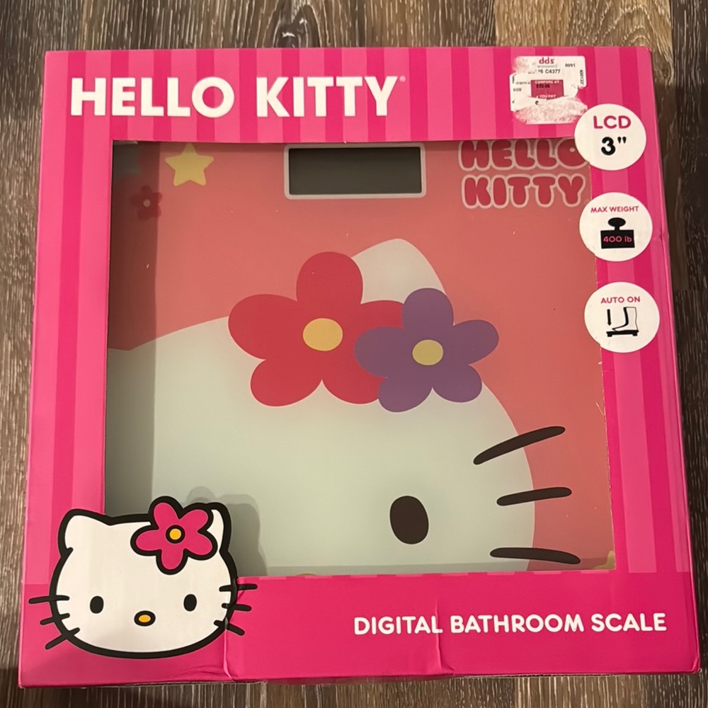 Hello Kitty Pink Bath Scale with Iconic Design